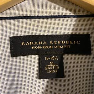 Banana Republic Button down size M 15-15 1/2